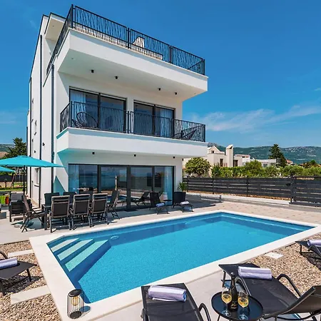 Bellini Hébergement de vacances Kaštela